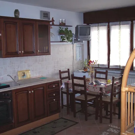 Il Parco לינה וארוחת בוקר פארמה